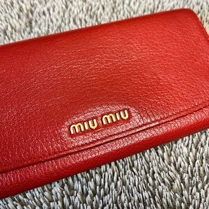 Miu Miu EUC+ Red Pebble Leather Bi-Fold Long Wallet